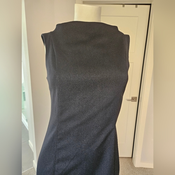 EUC Size Small Sisley Midi Dress - Picture 6 of 13